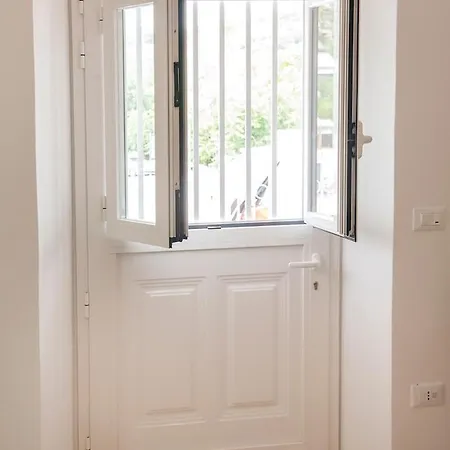 S221 - Sirolo, Nuovissimo Bilocale In Pt